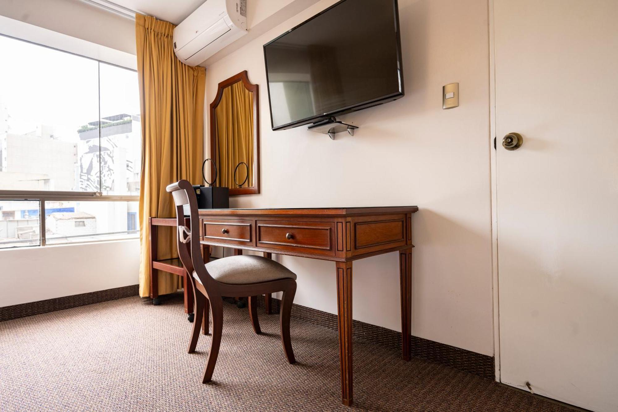Apart Hotel San Martin Ліма Екстер'єр фото